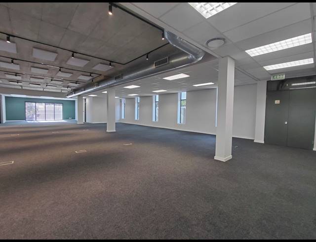630M² OFFICE TO LET IN LONEHILL